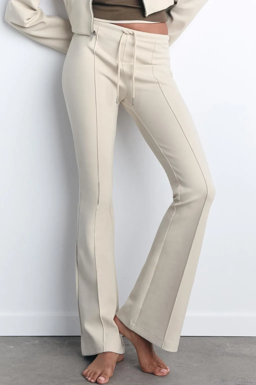 Hot PANTALÓN FLARE INTERLOCK COSTURAS Mujer Pantalones|Sudaderas / Joggers