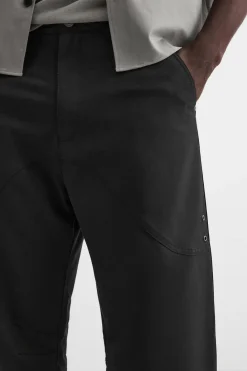 Sale PANTALÓN FLARED FIT COSTURAS Hombre Pantalones