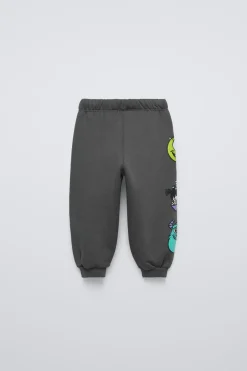 Niños ZARA 1½ - 6 Años·Pantalones|1½ - 6 Años·Licencias<PANTALÓN JOGGER MONSTRUOS, SA © DISNEY PIXAR