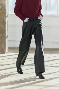 Online PANTALÓN RECTO EFECTO PIEL ZW COLLECTION Mujer Pantalones