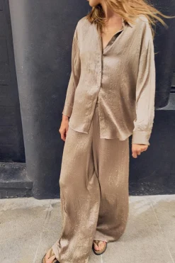 Clearance PANTALÓN SATINADO EFECTO ARRUGADO Mujer Pantalones