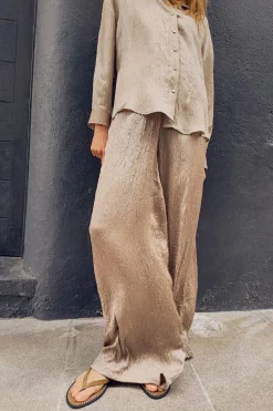 Clearance PANTALÓN SATINADO EFECTO ARRUGADO Mujer Pantalones