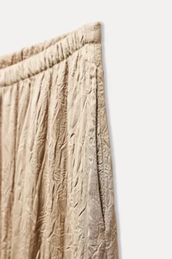 Clearance PANTALÓN SATINADO EFECTO ARRUGADO Mujer Pantalones