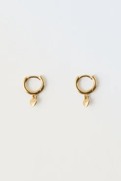 Niños ZARA 1½ - 6 Años·Accesorios|6 - 14 Años·Accesorios<PENDIENTES ARO CORAZONES BAÑO ORO 24KT