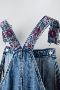 Niños ZARA 1½ - 6 Años·Vestidos / Petos|1½ - 6 Años·Pantalones<PETO DENIM BORDADOS