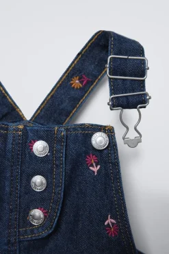 Niños ZARA 1½ - 6 Años·Vestidos / Petos|1½ - 6 Años·Pantalones<PETO DENIM FLORES BORDADAS