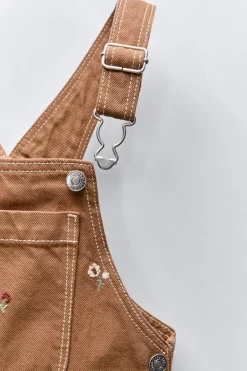 Niños ZARA 1½ - 6 Años·Vestidos / Petos|1½ - 6 Años·Camisas<PETO SARGA FLORES BORDADAS