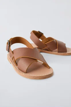 Niños ZARA 1½ - 6 Años·Zapatos|1½ - 6 Años·Zapatos<SANDALIA CRUZADA PIEL