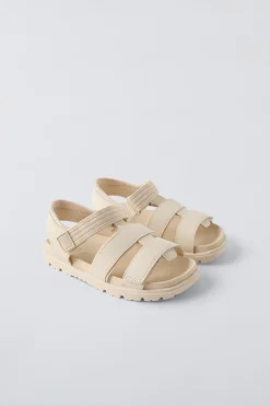 Niños ZARA 1½ - 6 Años·Zapatos|1½ - 6 Años·Zapatos<SANDALIA ENGOMADA