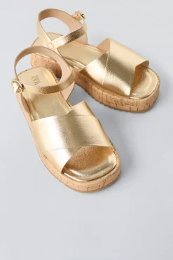 Niños ZARA 6 - 14 Años·Zapatos<SANDALIA METALIZADA