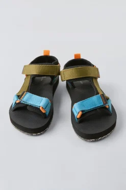 Niños ZARA 6 - 14 Años·Zapatos|6 - 14 Años·Zapatos<SANDALIA TÉCNICA