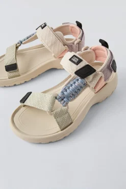 Niños ZARA 6 - 14 Años·Zapatos|6 - 14 Años·Zapatos<SANDALIA TECNICA CUERDA