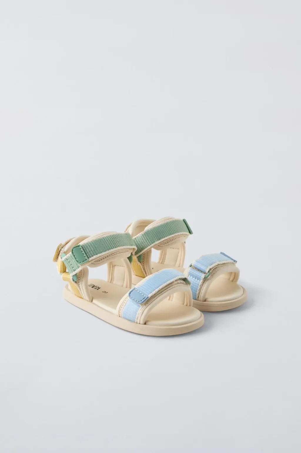 Niños ZARA 1½ - 6 Años·Zapatos|1½ - 6 Años·Zapatos<SANDALIA TIRAS MULTICOLOR