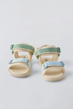 Niños ZARA 1½ - 6 Años·Zapatos|1½ - 6 Años·Zapatos<SANDALIA TIRAS MULTICOLOR