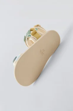 Niños ZARA 1½ - 6 Años·Zapatos|1½ - 6 Años·Zapatos<SANDALIA TIRAS MULTICOLOR