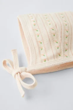 Niños ZARA 1½ - 6 Años·Accesorios|1½ - 6 Años·Accesorios<SET CAPOTA Y BANDANA POINTELLE FLORECITAS