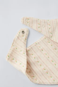 Niños ZARA 1½ - 6 Años·Accesorios|1½ - 6 Años·Accesorios<SET CAPOTA Y BANDANA POINTELLE FLORECITAS