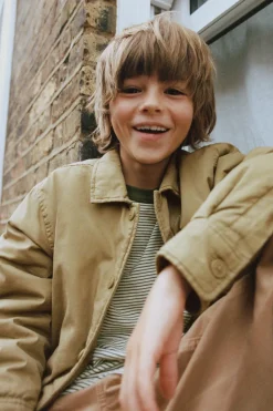 Niños ZARA 6 - 14 Años·Camisas / Sobrecamisas<SOBRECAMISA ACOLCHADA