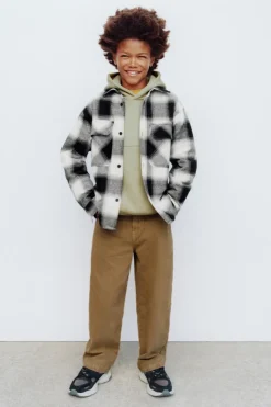 Niños ZARA 6 - 14 Años·Camisas / Sobrecamisas<SOBRECAMISA CUADROS BOLSILLO