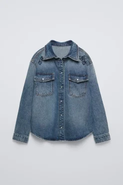 Niños ZARA 6 - 14 Años·Total Look<SOBRECAMISA DENIM BORDADOS