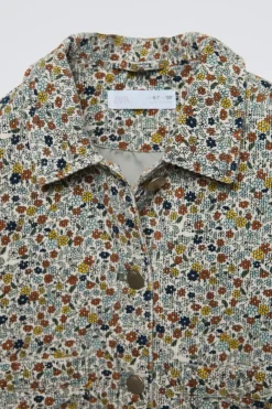 Niños ZARA 6 - 14 Años·Total Look<SOBRECAMISA MICROPANA FLORES
