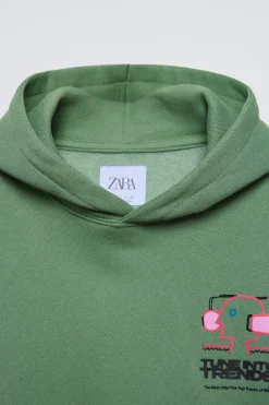 Niños ZARA 6 - 14 Años·Sudaderas<SUDADERA CAPUCHA ESTAMPADO CASCOS