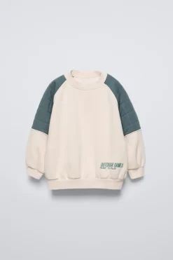 Niños ZARA 1½ - 6 Años·Sudaderas<SUDADERA MANGAS ACOLCHADAS