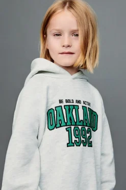 Niños ZARA 1½ - 6 Años·Sudaderas|1½ - 6 Años·Chándal<SUDADERA TEXTO BORDADO