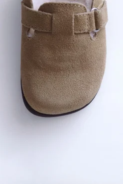 Niños ZARA 1½ - 6 Años·Zapatos|1½ - 6 Años·Zapatos<TIMELESZ - ZUECO PIEL