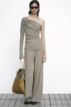 Outlet TOP ASIMÉTRICO TEXTURA Mujer Tops / Bodies