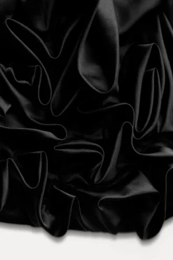 Fashion TOP SATINADO HALTER FLOR RELIEVE Mujer Tops / Bodies