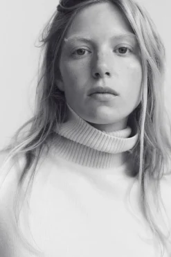 Sale TOP SOFT CUELLO ALTO Mujer Tops / Bodies