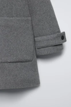 Niños ZARA 6 - 14 Años·Abrigos<TRENKA CAPUCHA EFECTO PELO