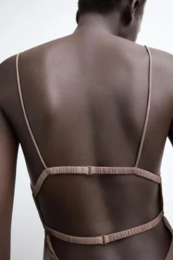 Outlet VESTIDO CUT OUT ABALORIOS Mujer Vestidos