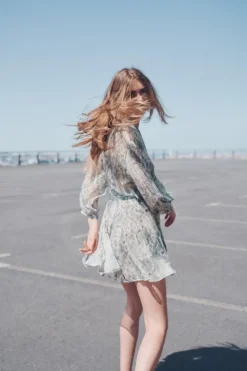 New VESTIDO ESTAMPADO ANIMAL HILO METALIZADO Mujer Vestidos