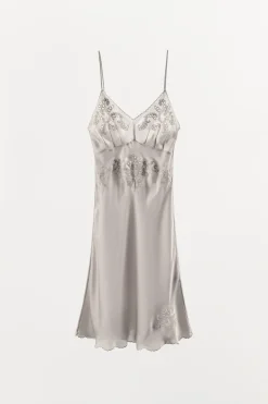 Online VESTIDO LENCERO SATINADO BORDADOS Mujer Vestidos