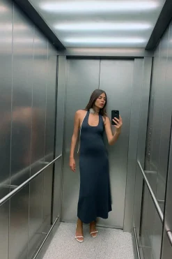 Outlet VESTIDO MIDI PUNTO HALTER Mujer Vestidos|Cárdigan / Jerséis