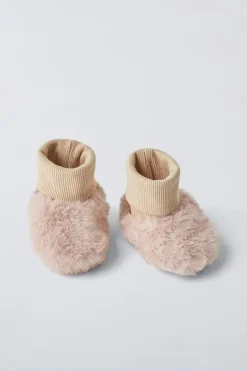Niños ZARA 0 - 6 Meses·Patucos<ZAPATILLA DE CASA CALCETÍN