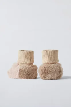 Niños ZARA 0 - 6 Meses·Patucos<ZAPATILLA DE CASA CALCETÍN