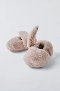 Niños ZARA 0 - 6 Meses·Patucos<ZAPATILLA DE CASA PELO