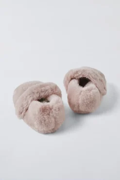 Niños ZARA 0 - 6 Meses·Patucos<ZAPATILLA DE CASA PELO