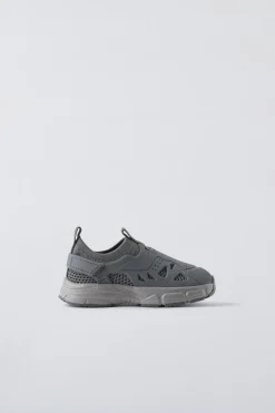 Niños ZARA 1½ - 6 Años·Zapatos<ZAPATILLA DEPORTIVA ENGOMADA