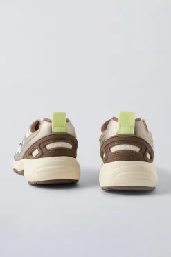 Niños ZARA 6 - 14 Años·Zapatos|6 - 14 Años·Deporte / Chándal<ZAPATILLA DEPORTIVA MULTIPIEZAS