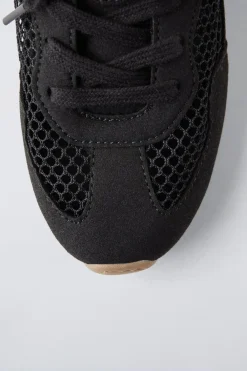 Niños ZARA 6 - 14 Años·Zapatos<ZAPATILLA DEPORTIVA REJILLA