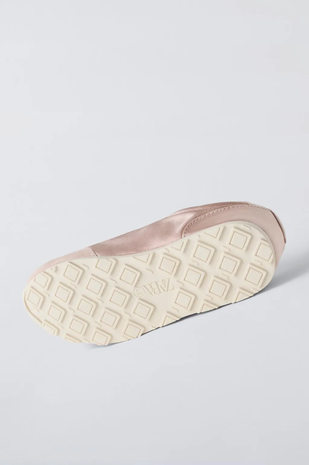 Niños ZARA 6 - 14 Años·Zapatos<ZAPATILLA SATÉN