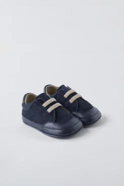Niños ZARA 0 - 6 Meses·Patucos<ZAPATO CORDONES ELÁSTICOS