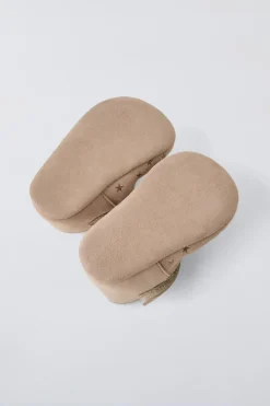 Niños ZARA 0 - 6 Meses·Patucos<ZAPATO ESTRELLAS PIEL