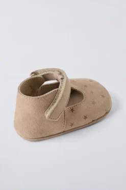 Niños ZARA 0 - 6 Meses·Patucos<ZAPATO ESTRELLAS PIEL