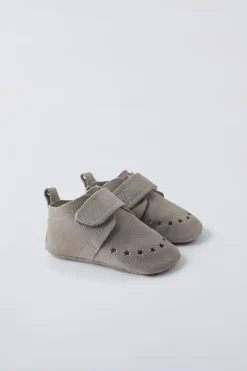 Niños ZARA 0 - 6 Meses·Patucos<ZAPATO ESTRELLAS PIEL