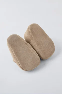 Niños ZARA 0 - 6 Meses·Patucos<ZAPATO PIEL